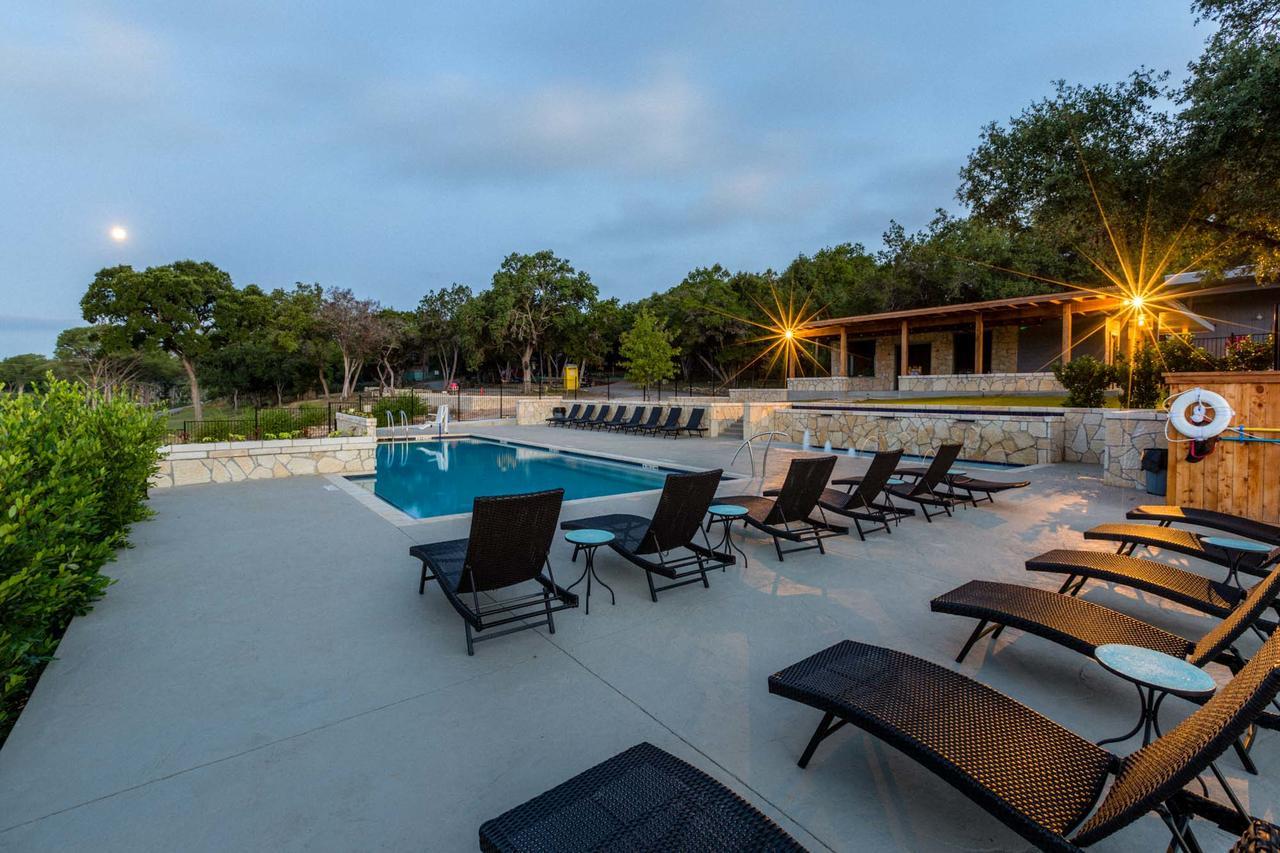 Hotel 7A Ranch Wimberley Esterno foto