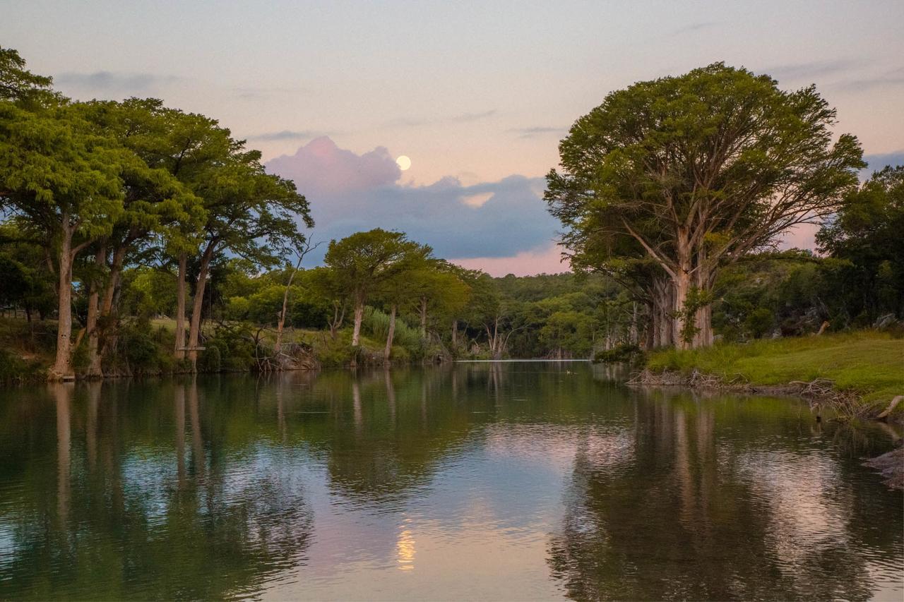 Hotel 7A Ranch Wimberley Esterno foto
