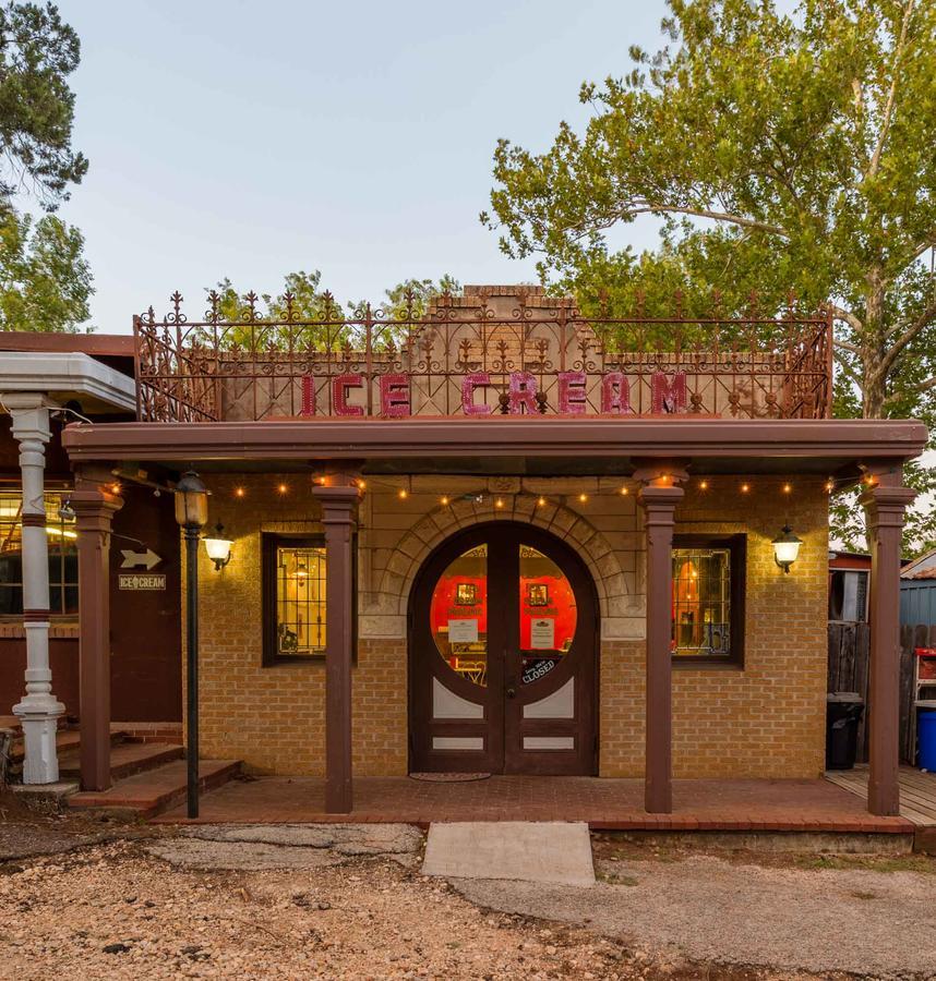 Hotel 7A Ranch Wimberley Esterno foto