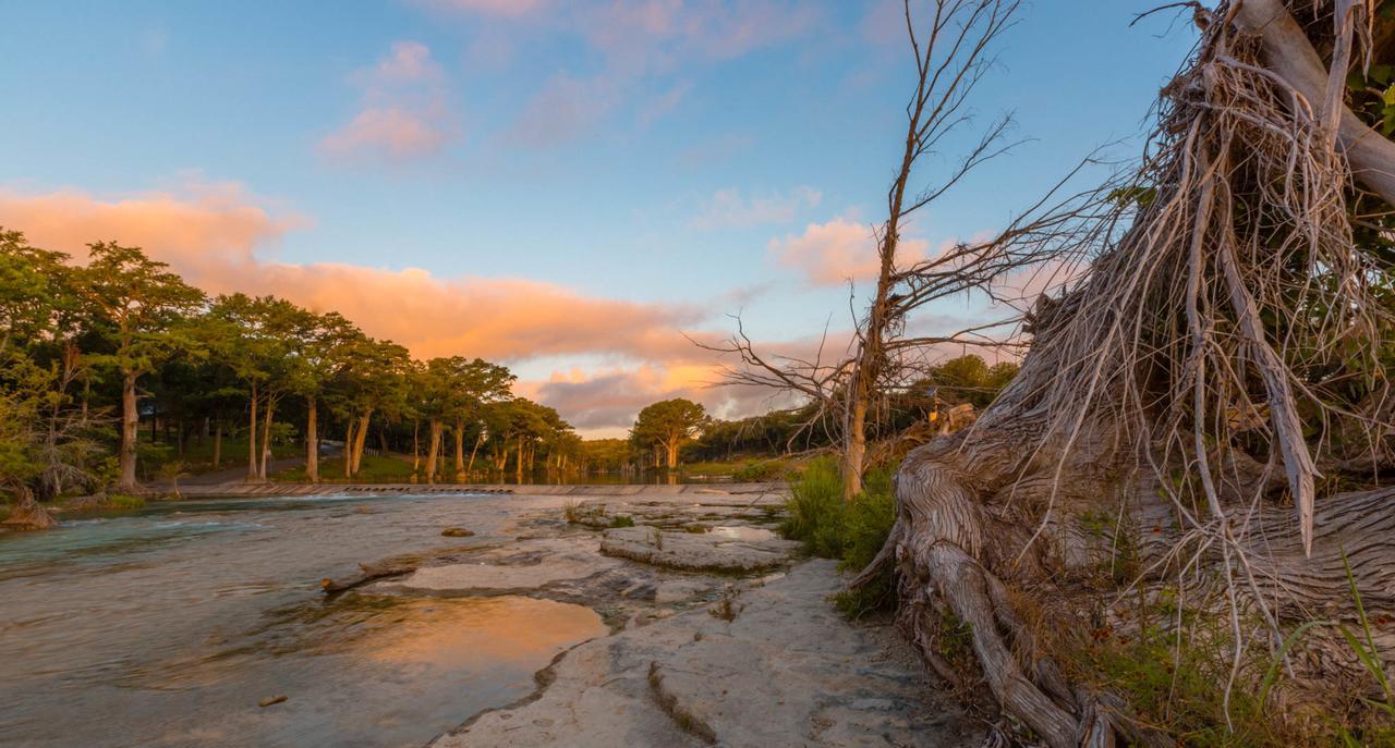 Hotel 7A Ranch Wimberley Esterno foto