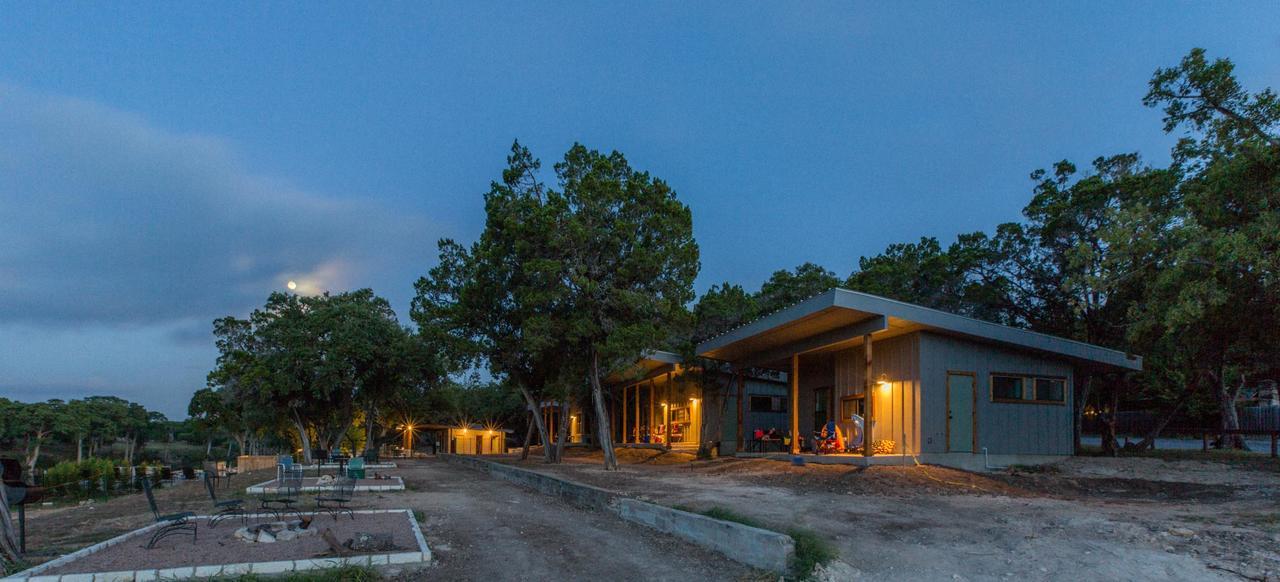 Hotel 7A Ranch Wimberley Esterno foto