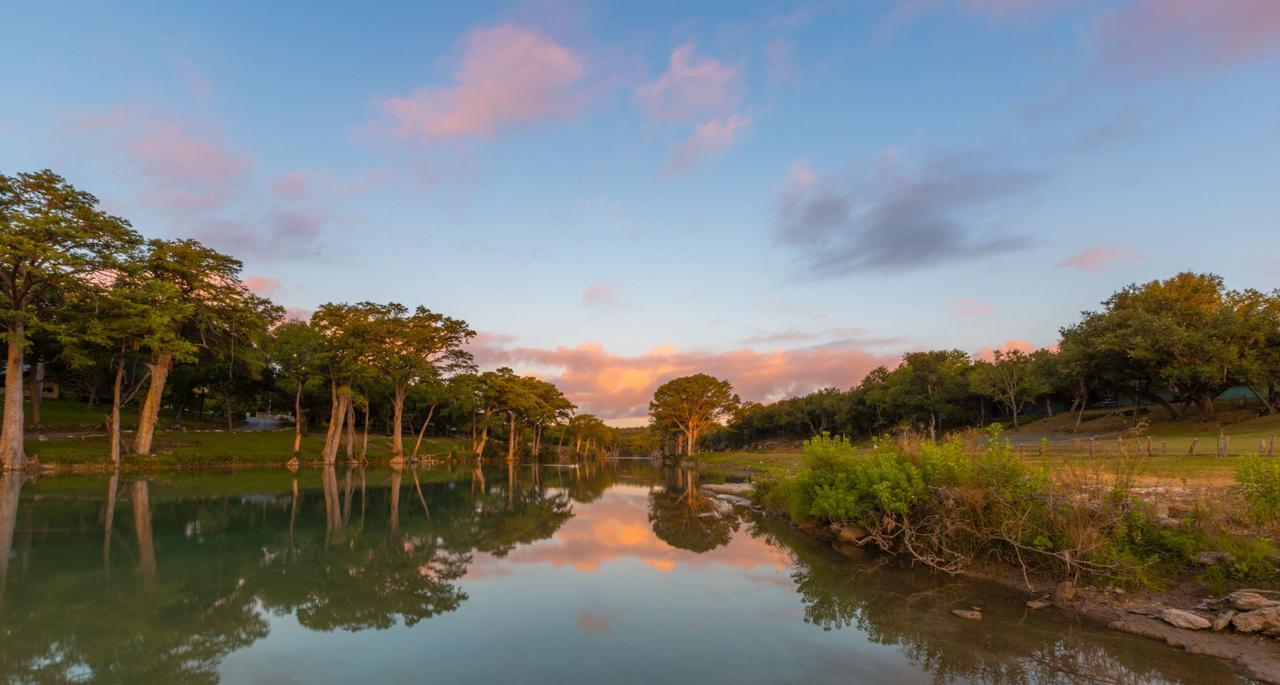 Hotel 7A Ranch Wimberley Esterno foto