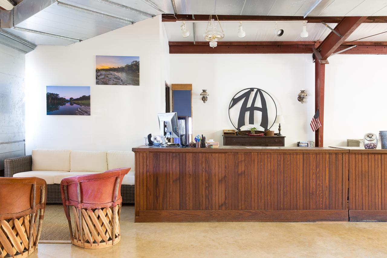 Hotel 7A Ranch Wimberley Esterno foto